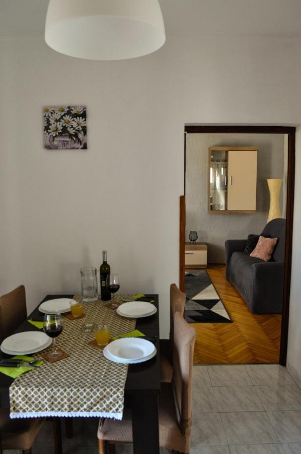 Apartman Anita ブゼト エクステリア 写真